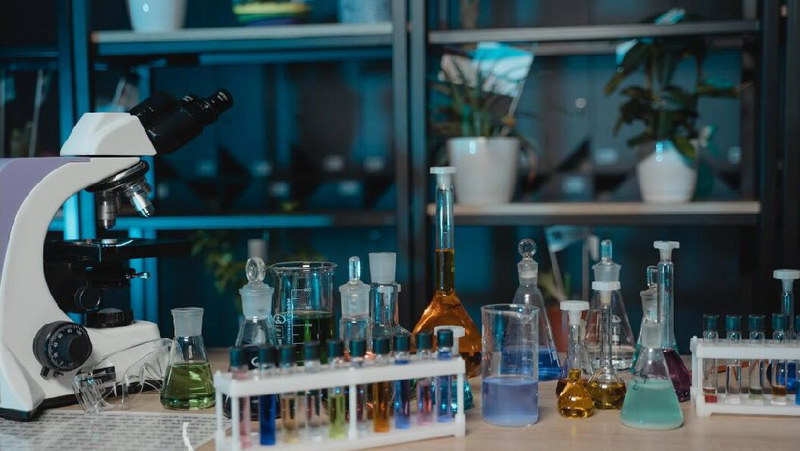 曲美替尼杂质33